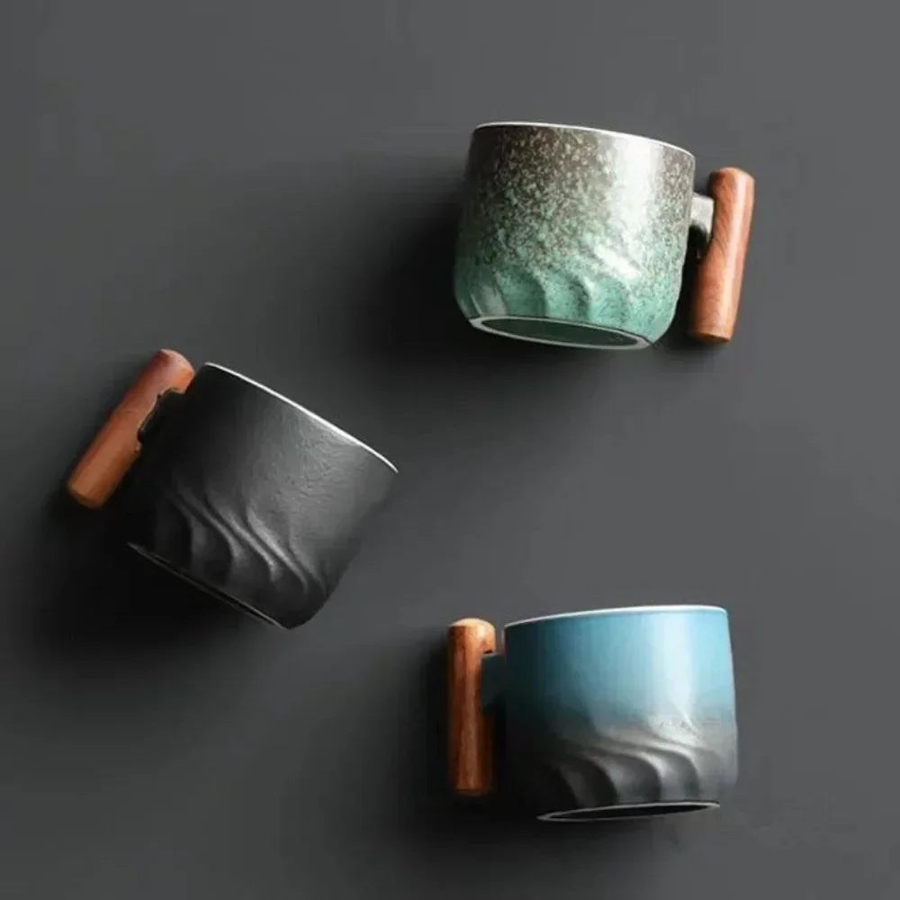 Tasses à expresso vintage avec manche en bois