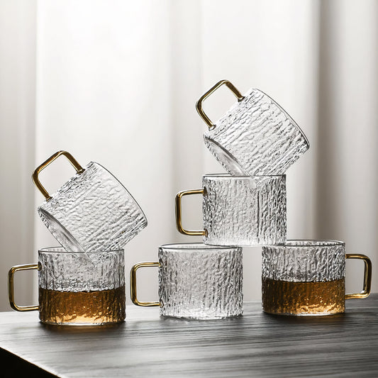 Tasses à expresso en verre élégantes